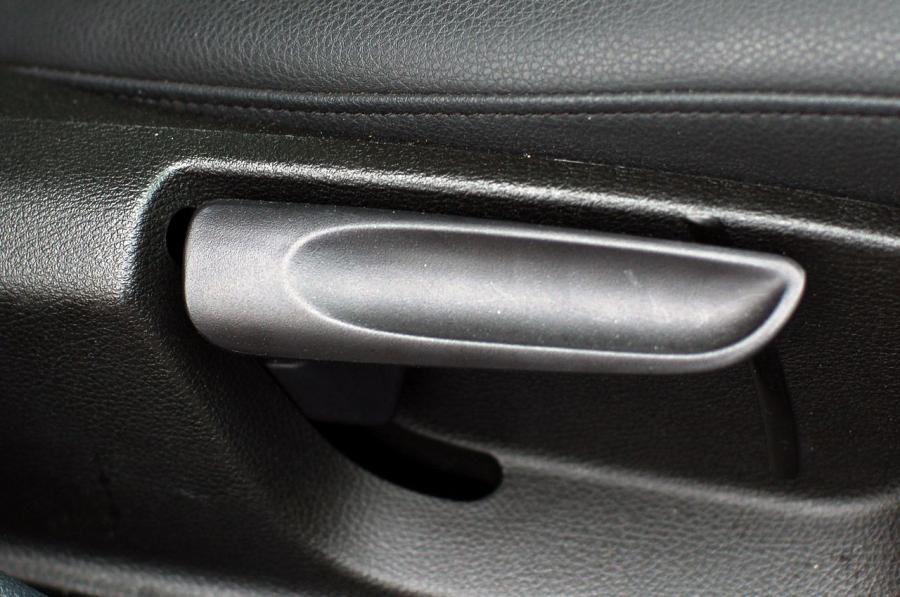  Volkswagen Jetta 2011 года  (фото 37 из 139)